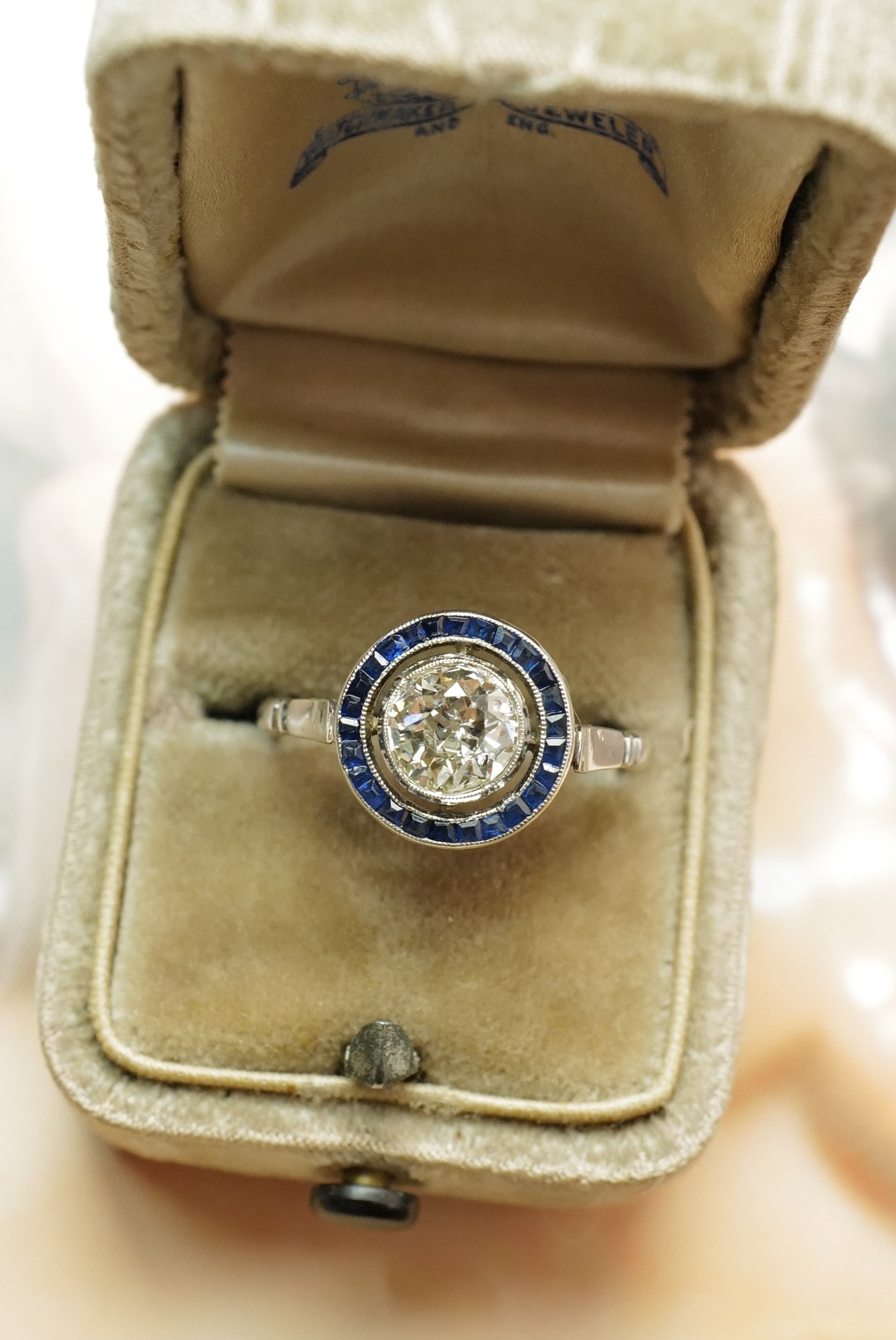 Vintage target ring 1ct center