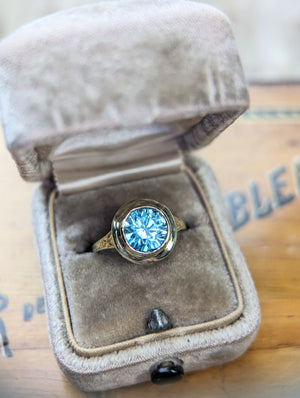 Vintage blue zircon ring