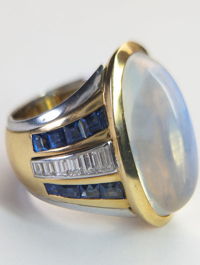 Vintage moonstone diamond and sapphire 18k ring