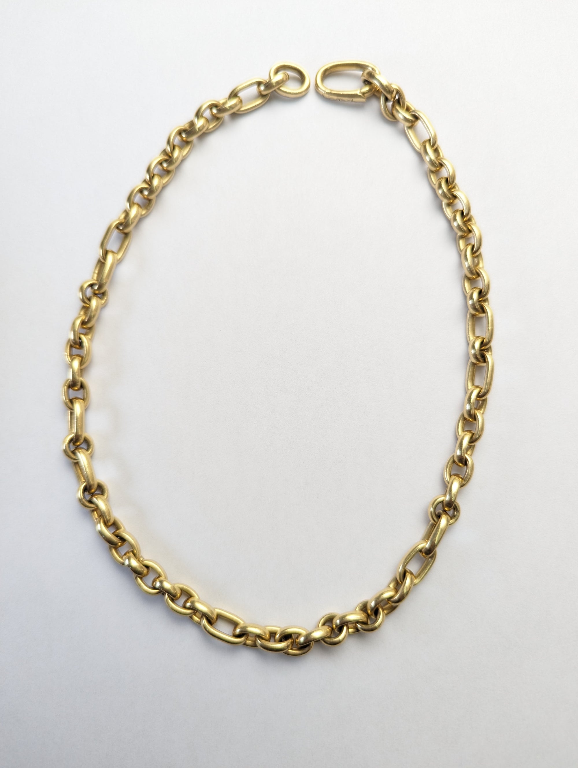 Pomellato 18k yellow gold oval link chain. 98 grams.
