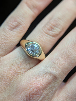 1.54ct IGI G vs2 18k gold ring