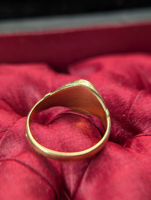 Antique Augis ring "Qu'hier que Demain"