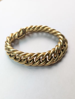 Heavy 18k yellow gold curb link bracelet