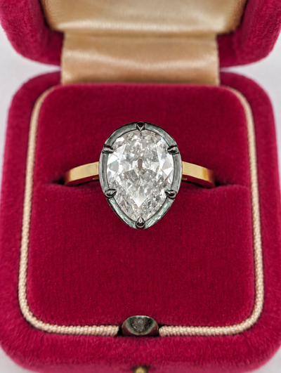 3.07 carat antique diamond in 18k gold Georgian-style solitaire, detail view 2