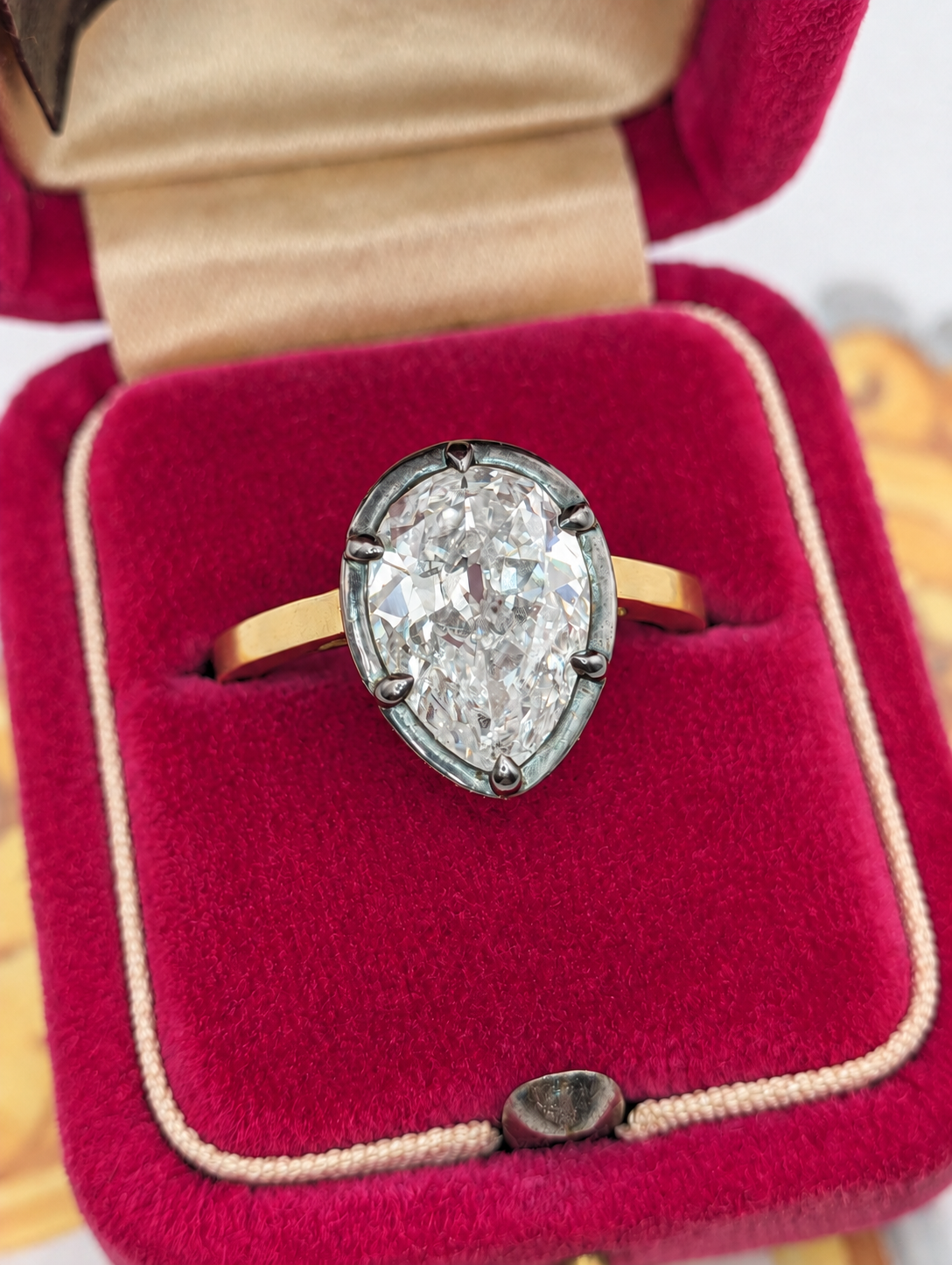 3.07 carat antique diamond in 18k gold Georgian-style solitaire, detail view 5