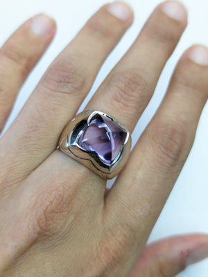 Bvlgari Amethyst pyramid ring