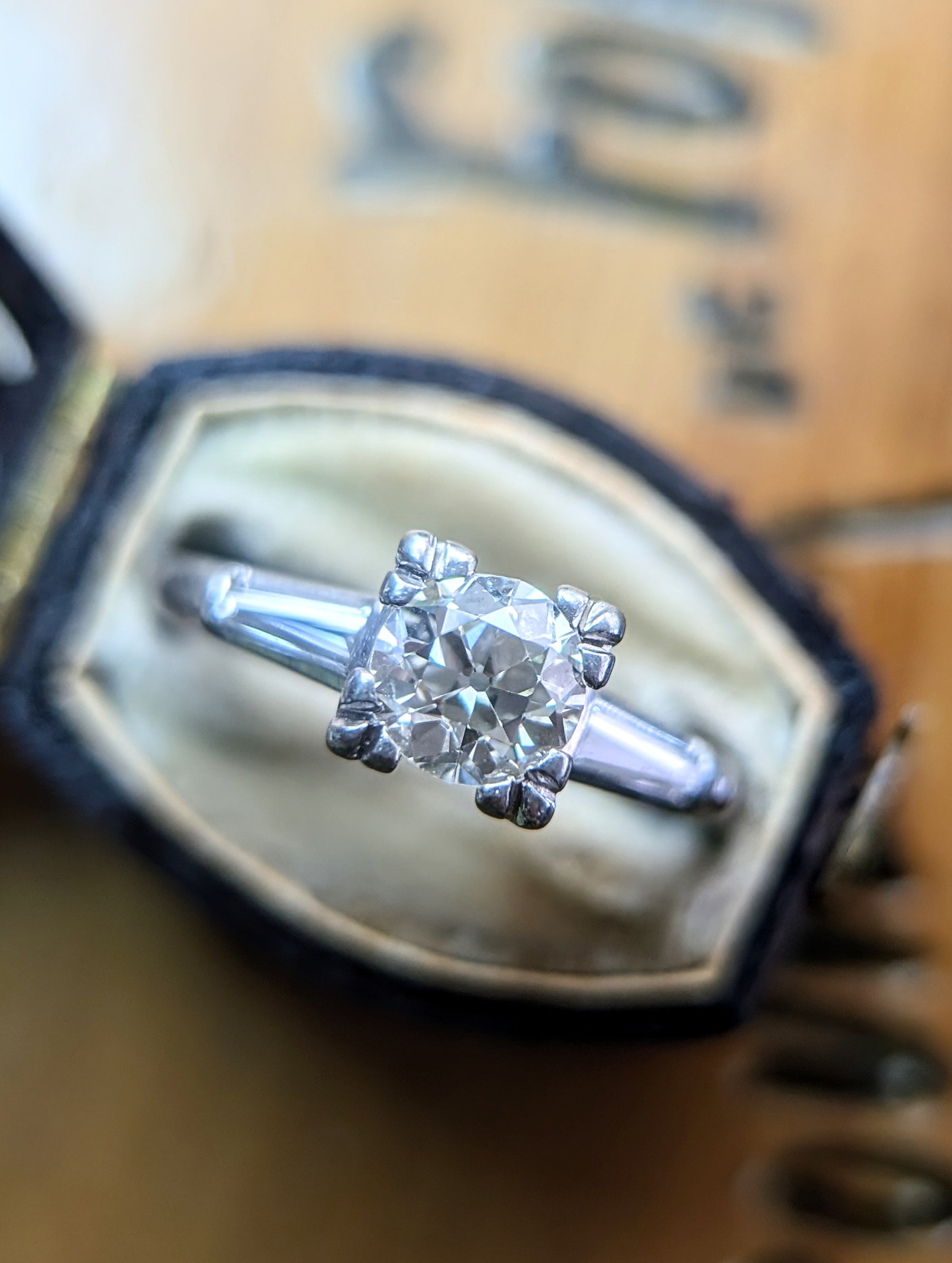 1.13ctw Antique Platinum diamond ring