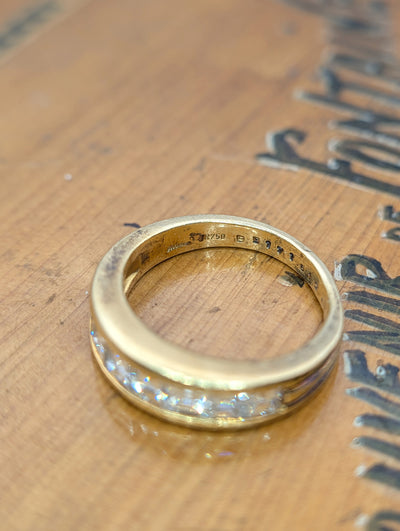 Interior signature, numbering and hallmarks of the Boucheron ring