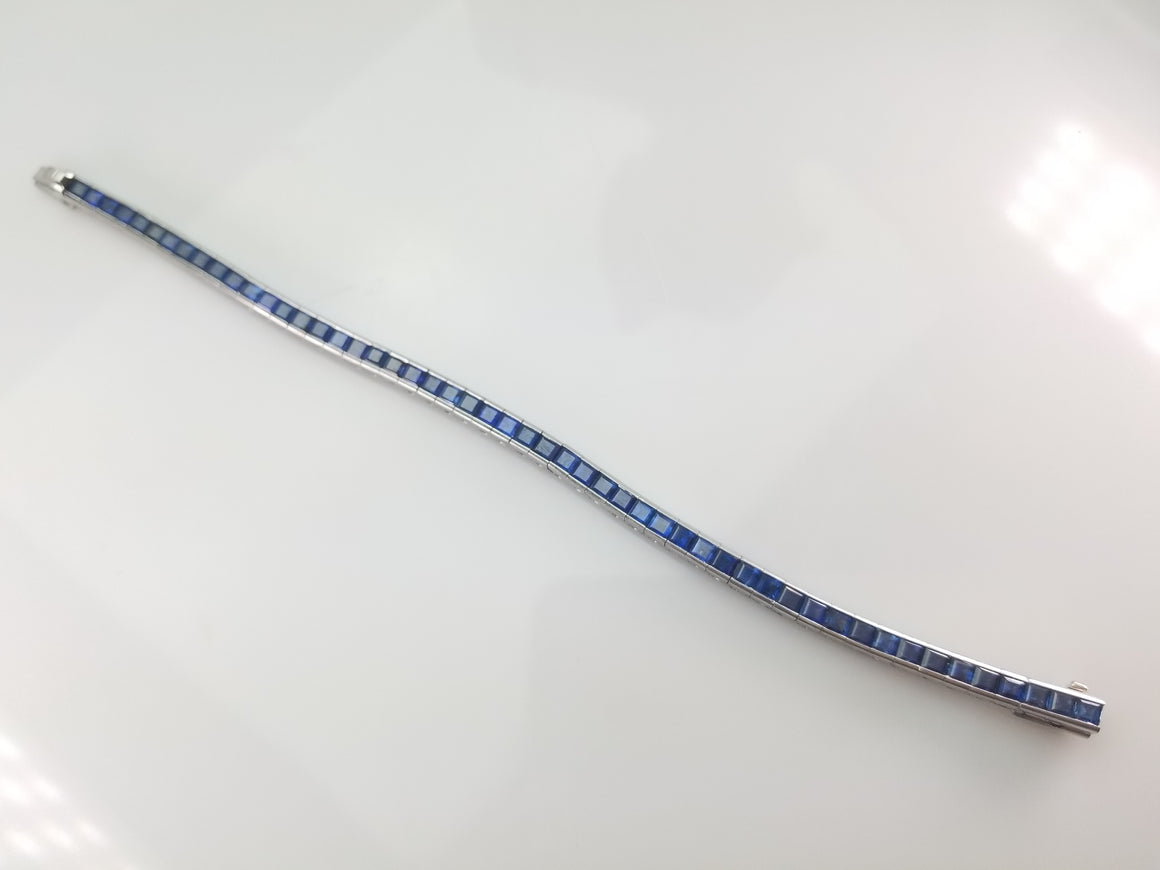 NATURAL SAPPHIRE LINE BRACELET