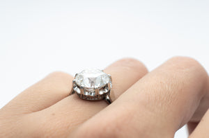 VINTAGE PLATNUM MOUNTING WITH 10.5MM OEC MOISSANITE - SinCityFinds Jewelry