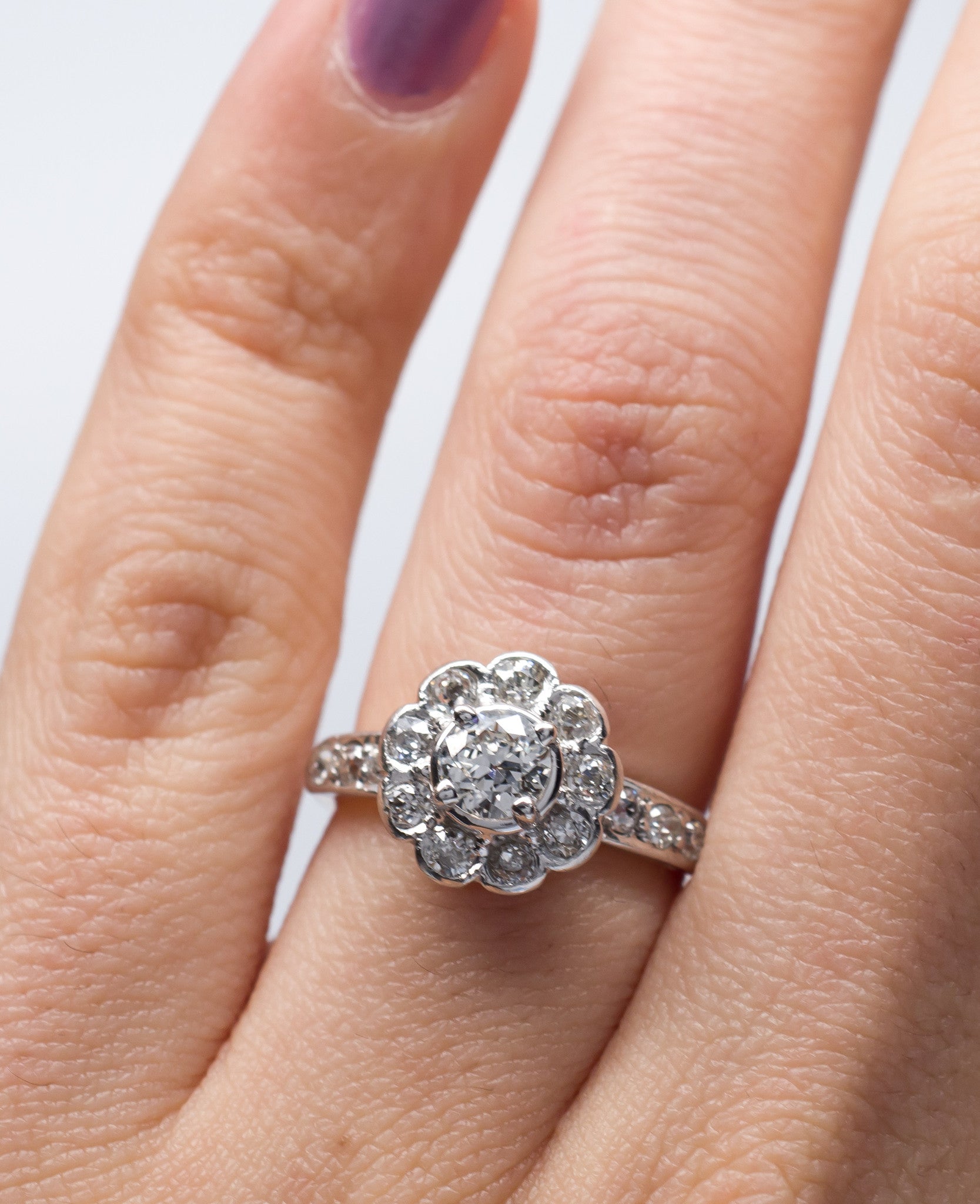 EDWARDIAN OLD EUROPEAN CUT DIAMOND DAISY RING - SinCityFinds Jewelry