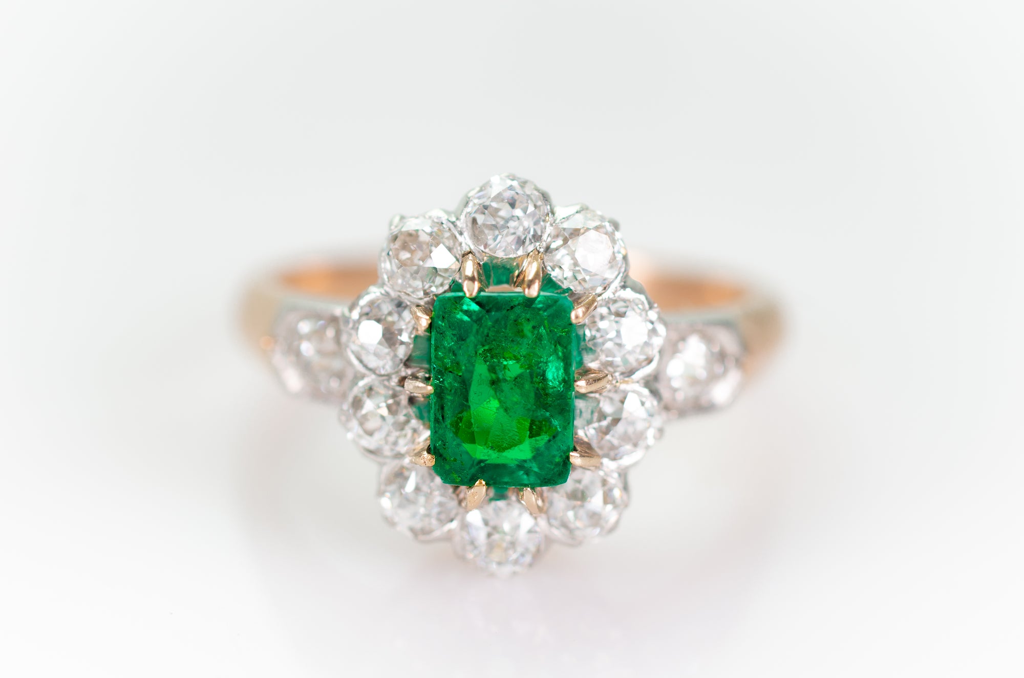 1.75CTW EMERALD AND OLD EUROPEAN CUT DIAMOND FRENCH RING - SinCityFinds Jewelry