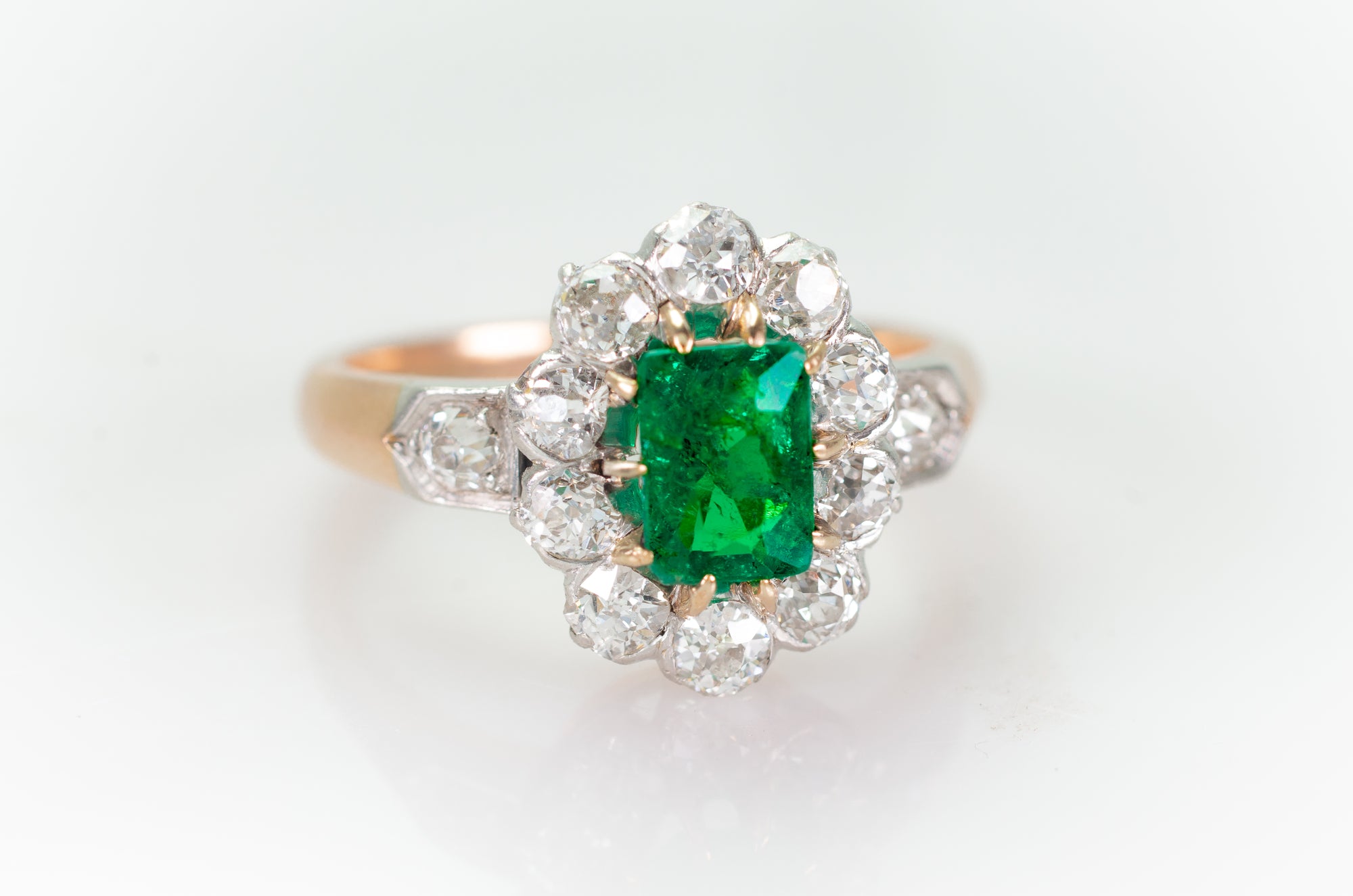 1.75CTW EMERALD AND OLD EUROPEAN CUT DIAMOND FRENCH RING - SinCityFinds Jewelry