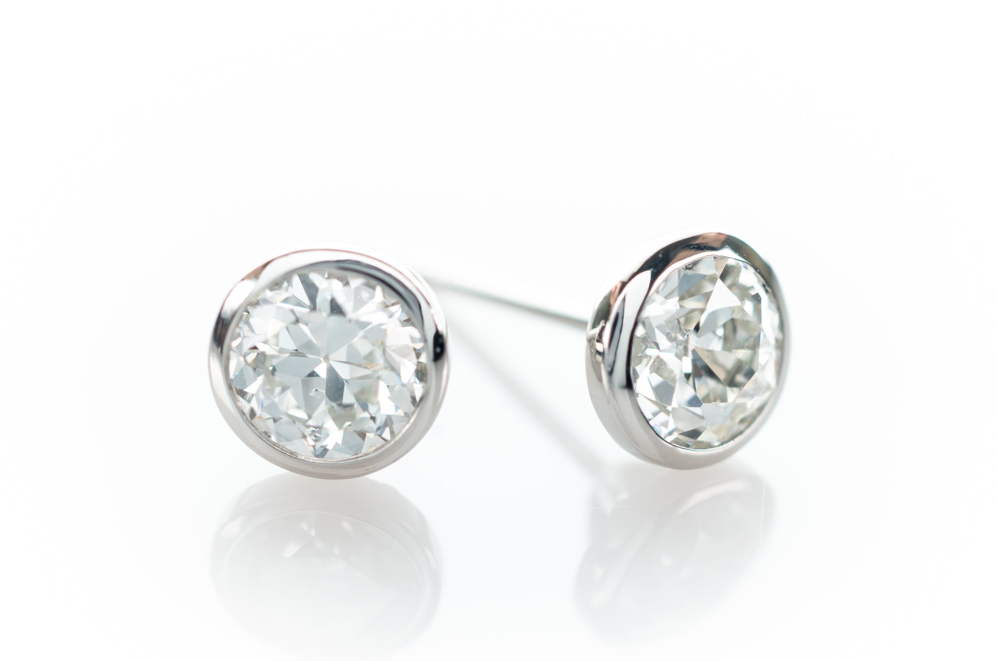1.14CTW OLD EUROPEAN CUT DIAMOND STUD EARRINGS IN PLATINUM - SinCityFinds Jewelry