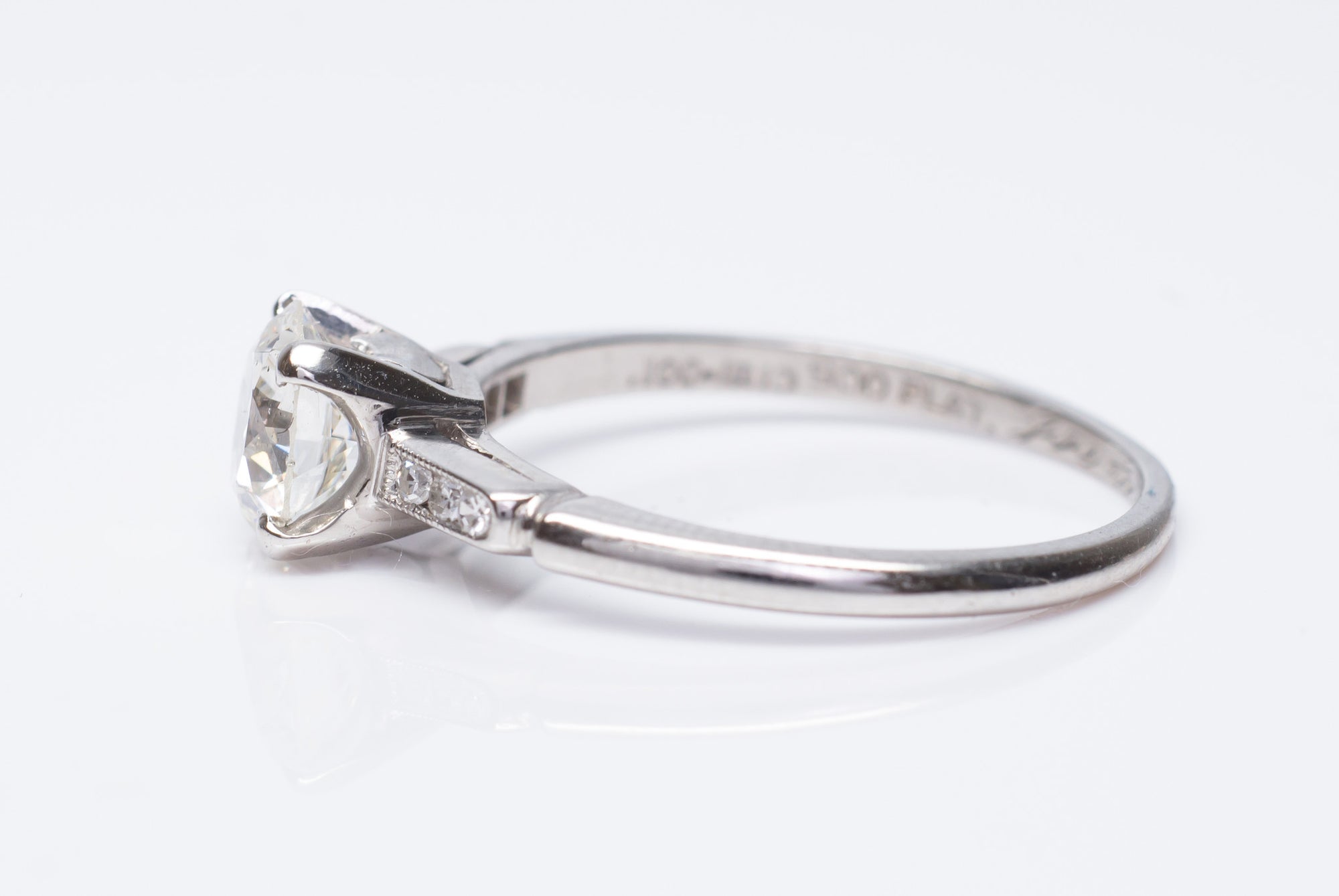 0.95CT ART DECO OLD EUROPEAN CUT DIAMOND SOLITAIRE WITH ACCENTS - SinCityFinds Jewelry