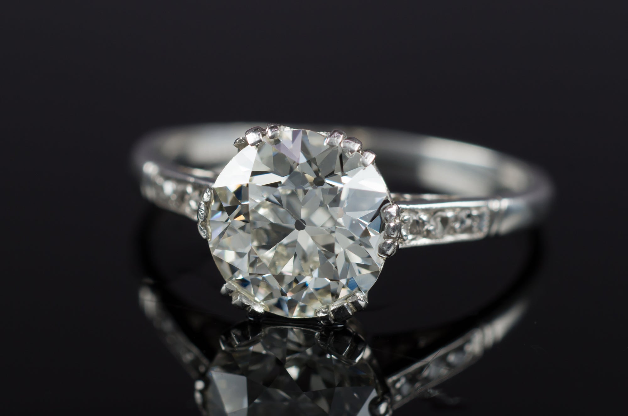 1.56CT SOLITAIRE VINTAGE DIAMOND RING - SinCityFinds Jewelry