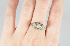 0.73CTW THREE STONE ANTIQUE DIAMOND RING - SinCityFinds Jewelry