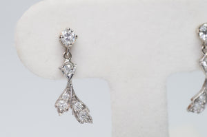 DAINTY VINTAGE GOLD AND PLATINUM DIAMOND EARRINGS - SinCityFinds Jewelry