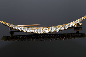 2.7CTW VINTAGE 18K GOLD OEC DIAMOND CRESCENT NECKLACE - SinCityFinds Jewelry