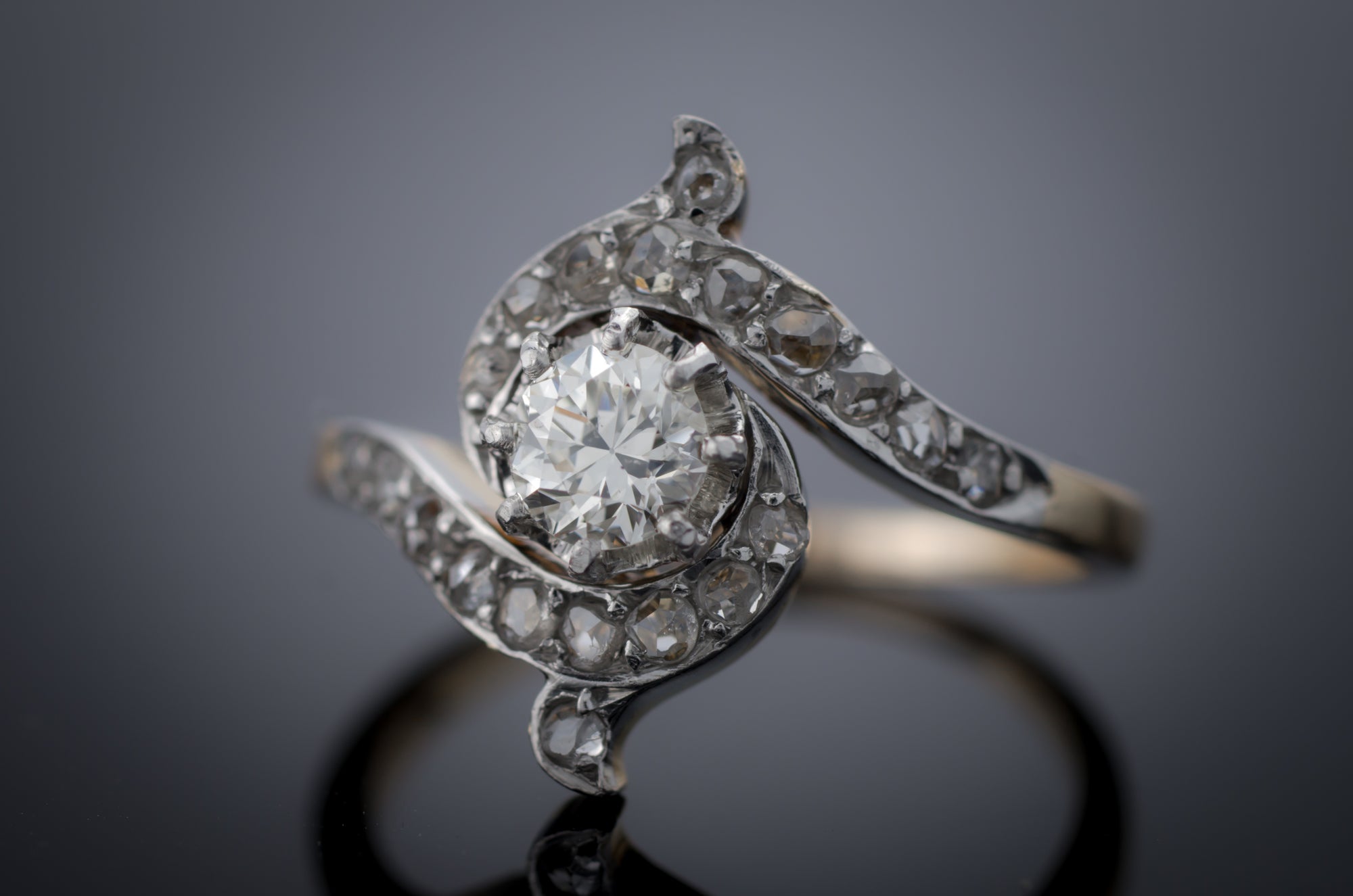 ANTIQUE ROSE CUT AND OEC SWIRL RING - SinCityFinds Jewelry