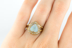 18k YELLOW GOLD HEART SHAPPED OPAL RING - SinCityFinds Jewelry