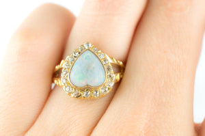 18k YELLOW GOLD HEART SHAPPED OPAL RING - SinCityFinds Jewelry