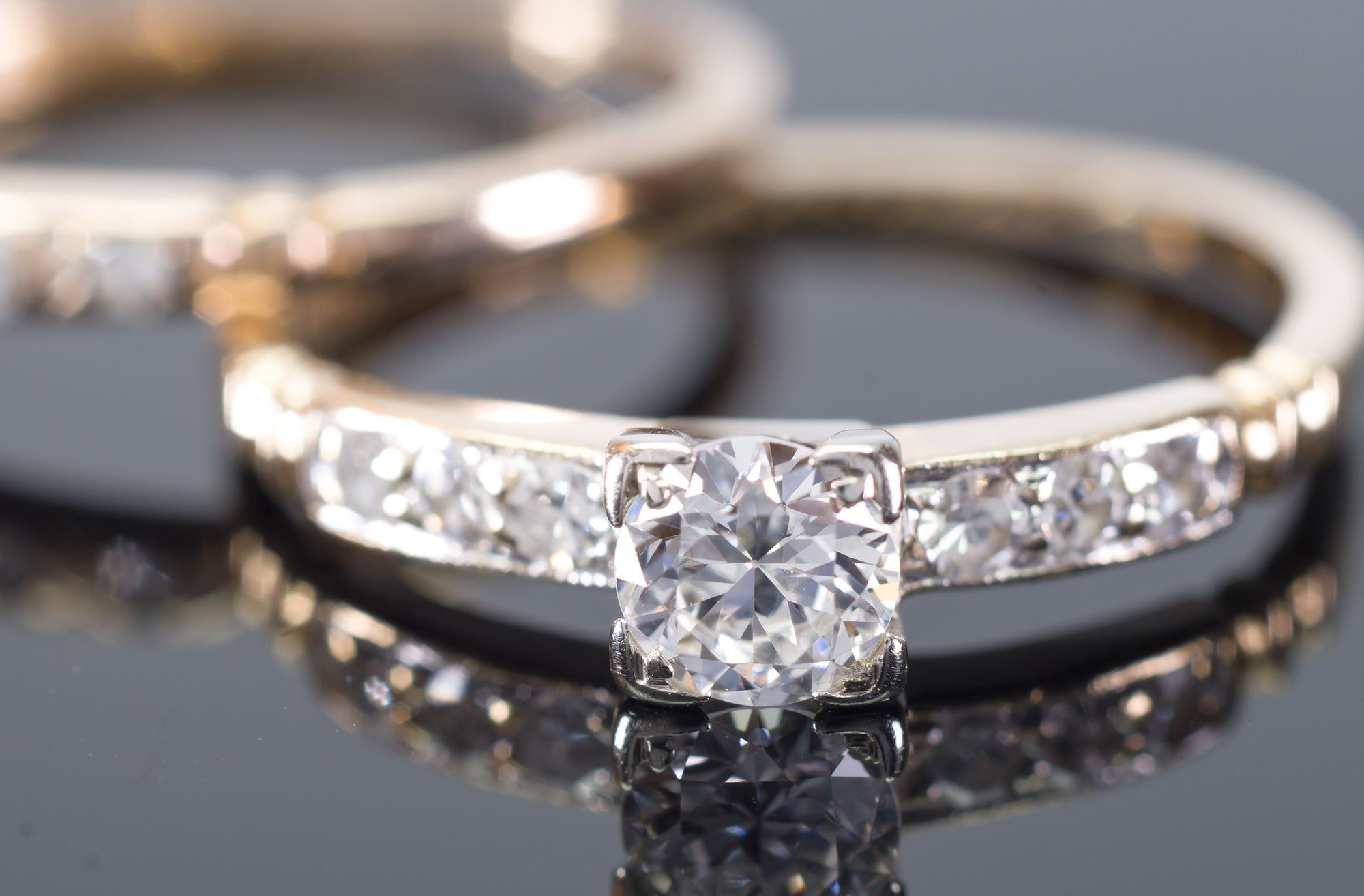 VINTAGE TRAUB ORANGE BLOSSOM TRANSITIONAL CUT DIAMOND WEDDING SET - SinCityFinds Jewelry