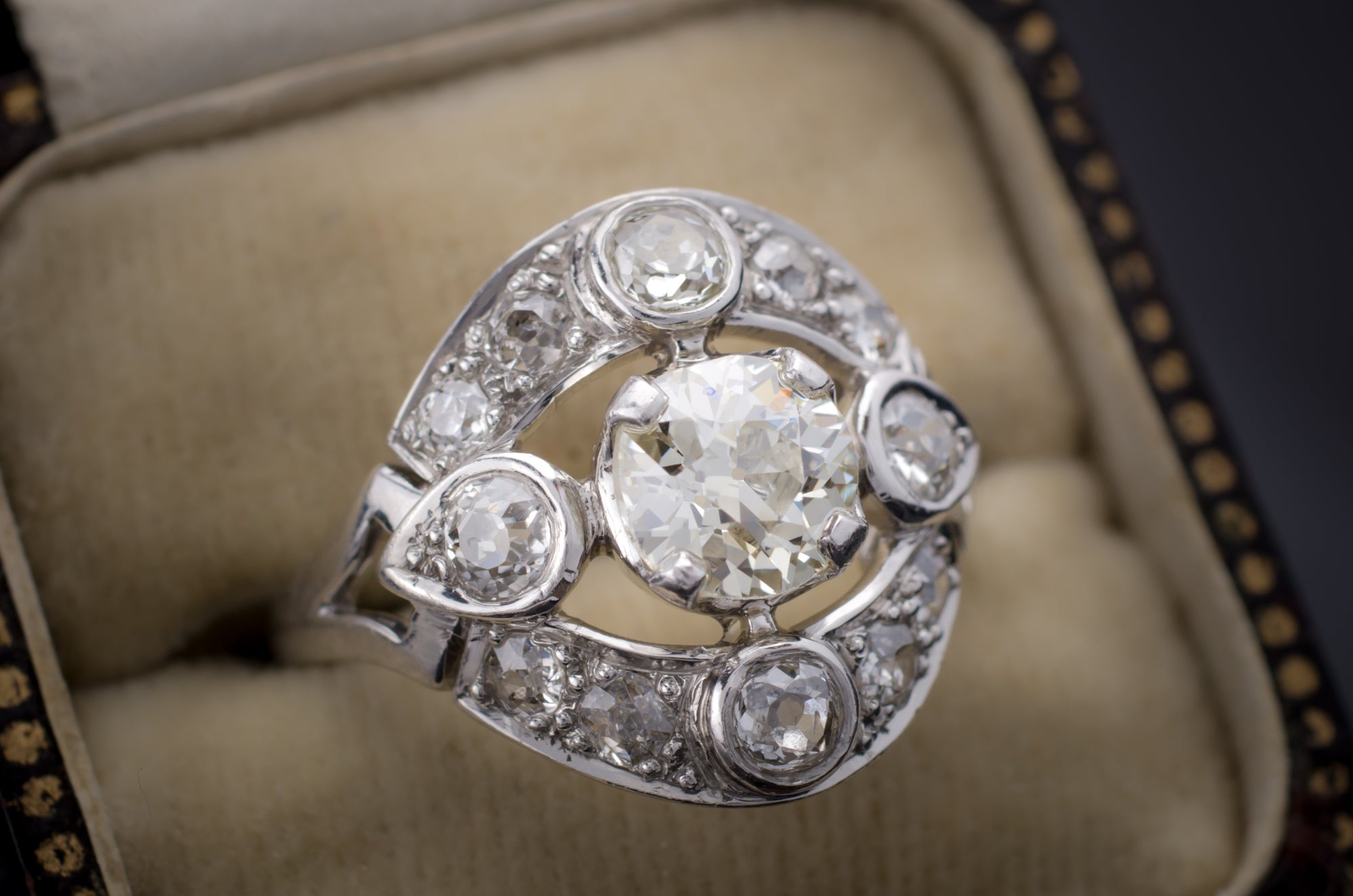 1.83CTW OLD EUROPEAN CUT DIAMOND RING IN PLATINUM - SinCityFinds Jewelry
