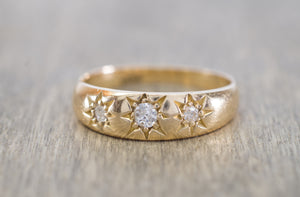 VINTAGE THREE DIAMOND STAR BAND IN 18K YELLOW GOLD - SinCityFinds Jewelry