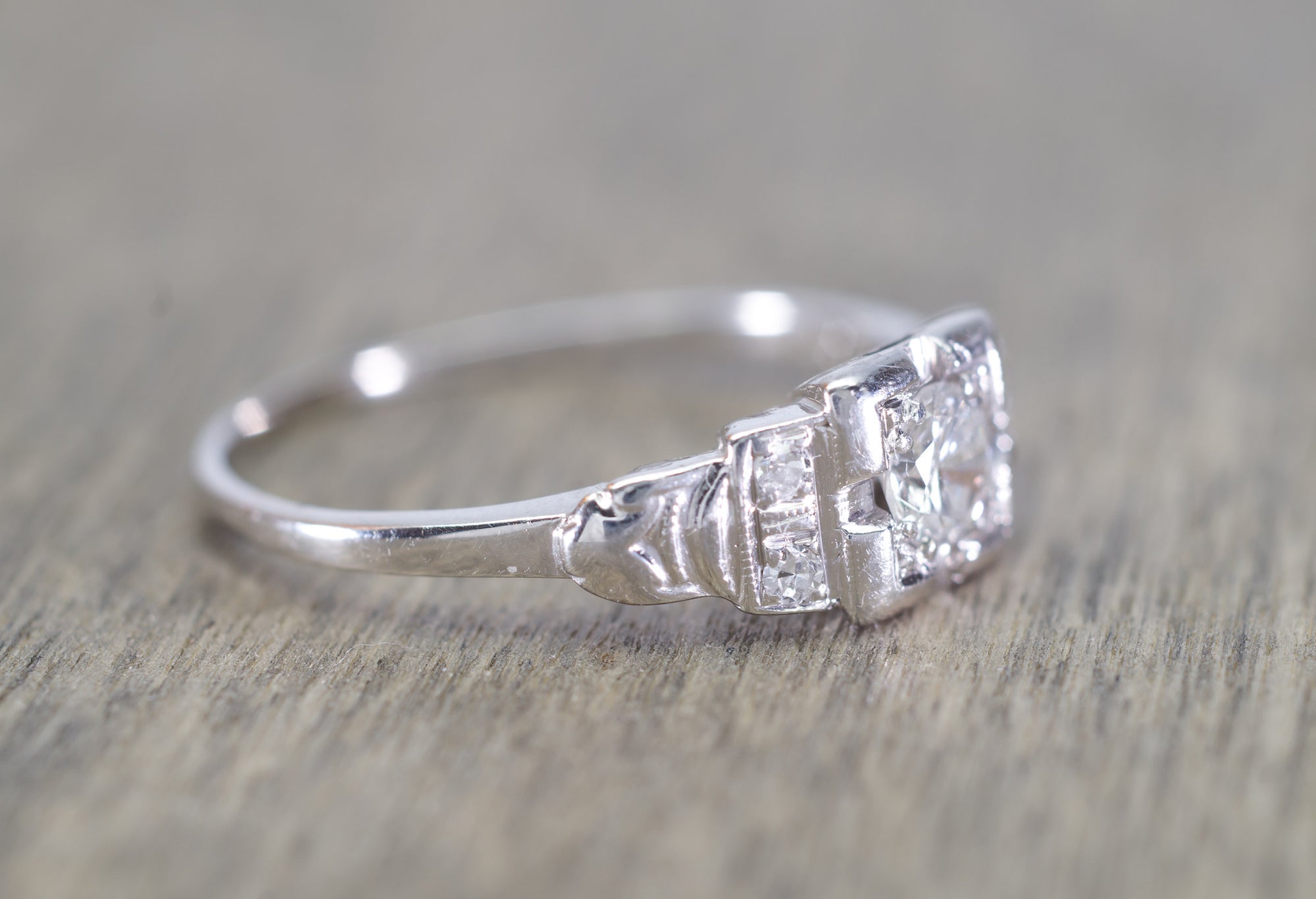 0.28CWT VINTAGE 18K WHITE GOLD DIAMOND RING SIGNED TRAUB ORANGE BLOSSOM - SinCityFinds Jewelry