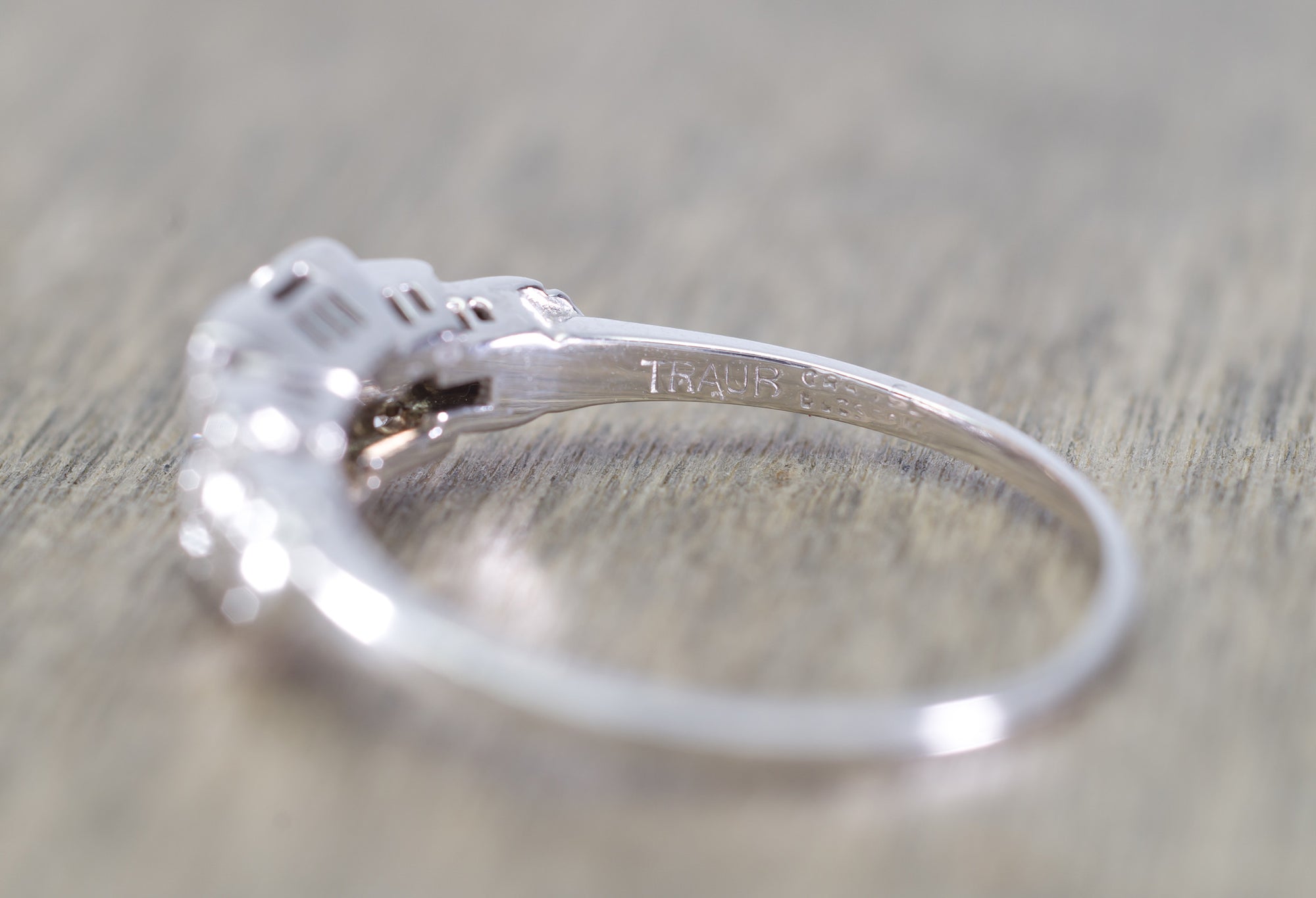 0.28CWT VINTAGE 18K WHITE GOLD DIAMOND RING SIGNED TRAUB ORANGE BLOSSOM - SinCityFinds Jewelry