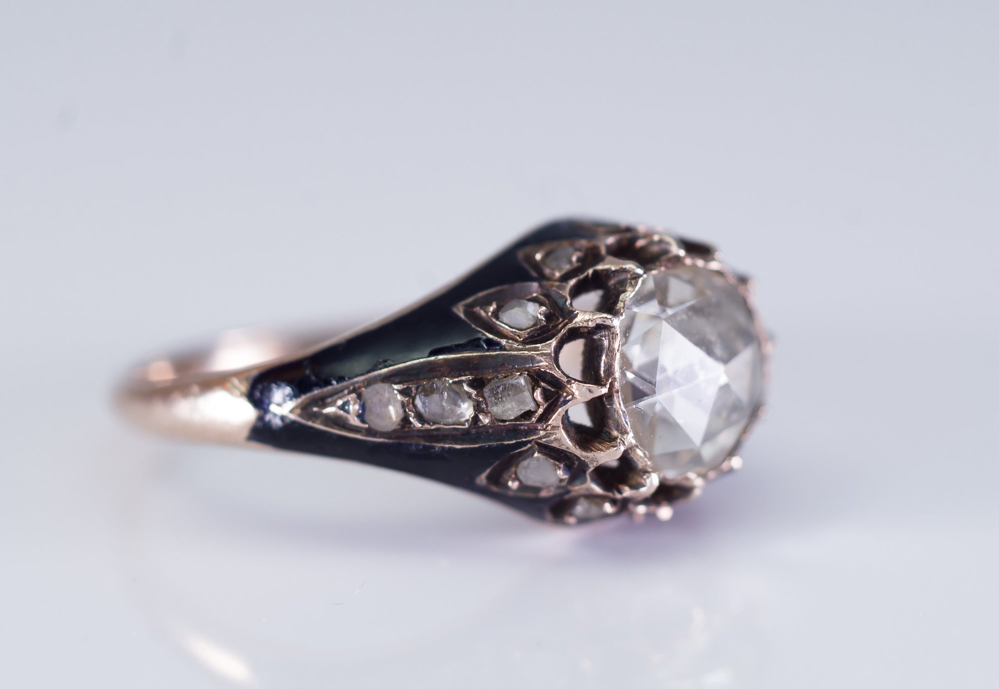 ANTIQUE ROSE CUT DIAMOND IN ENAMELED GOLD SETTING - SinCityFinds Jewelry