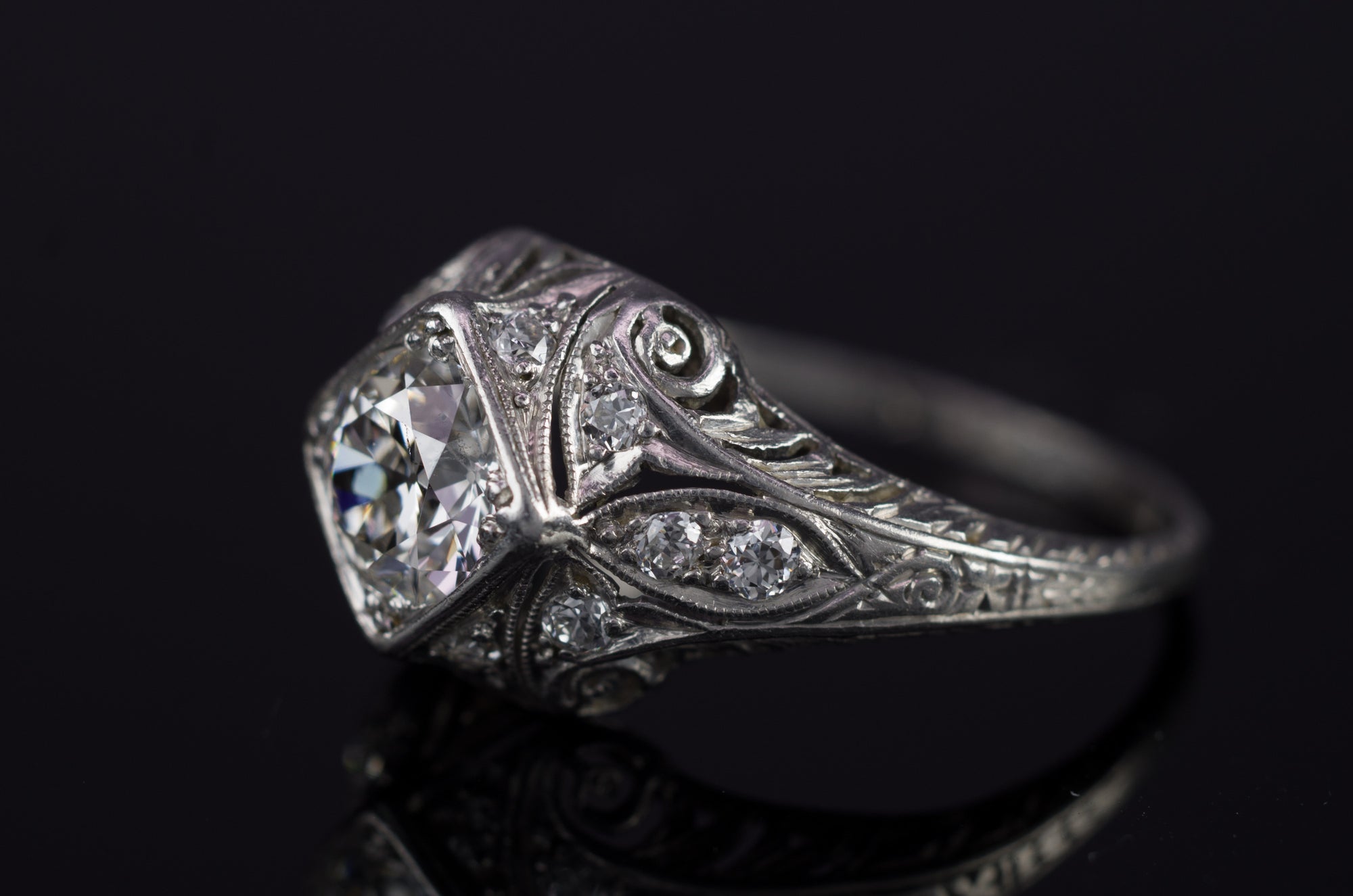 0.96CTW ART DECO PLATINUM DIAMOND RING - SinCityFinds Jewelry