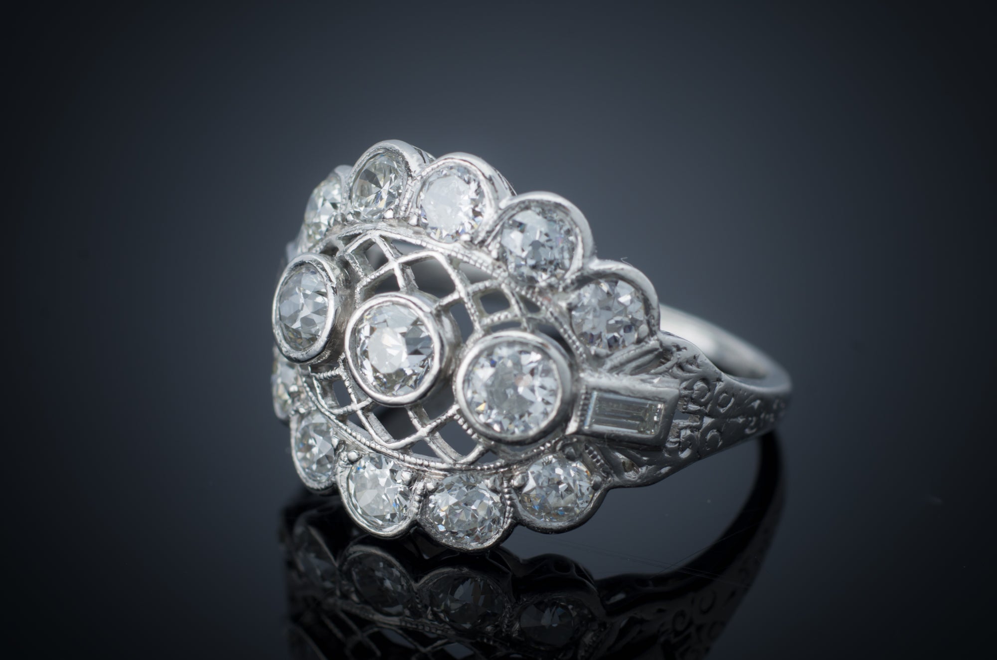1.8CTW EDWARDIAN PLATINUM AND DIAMOND RING - SinCityFinds Jewelry