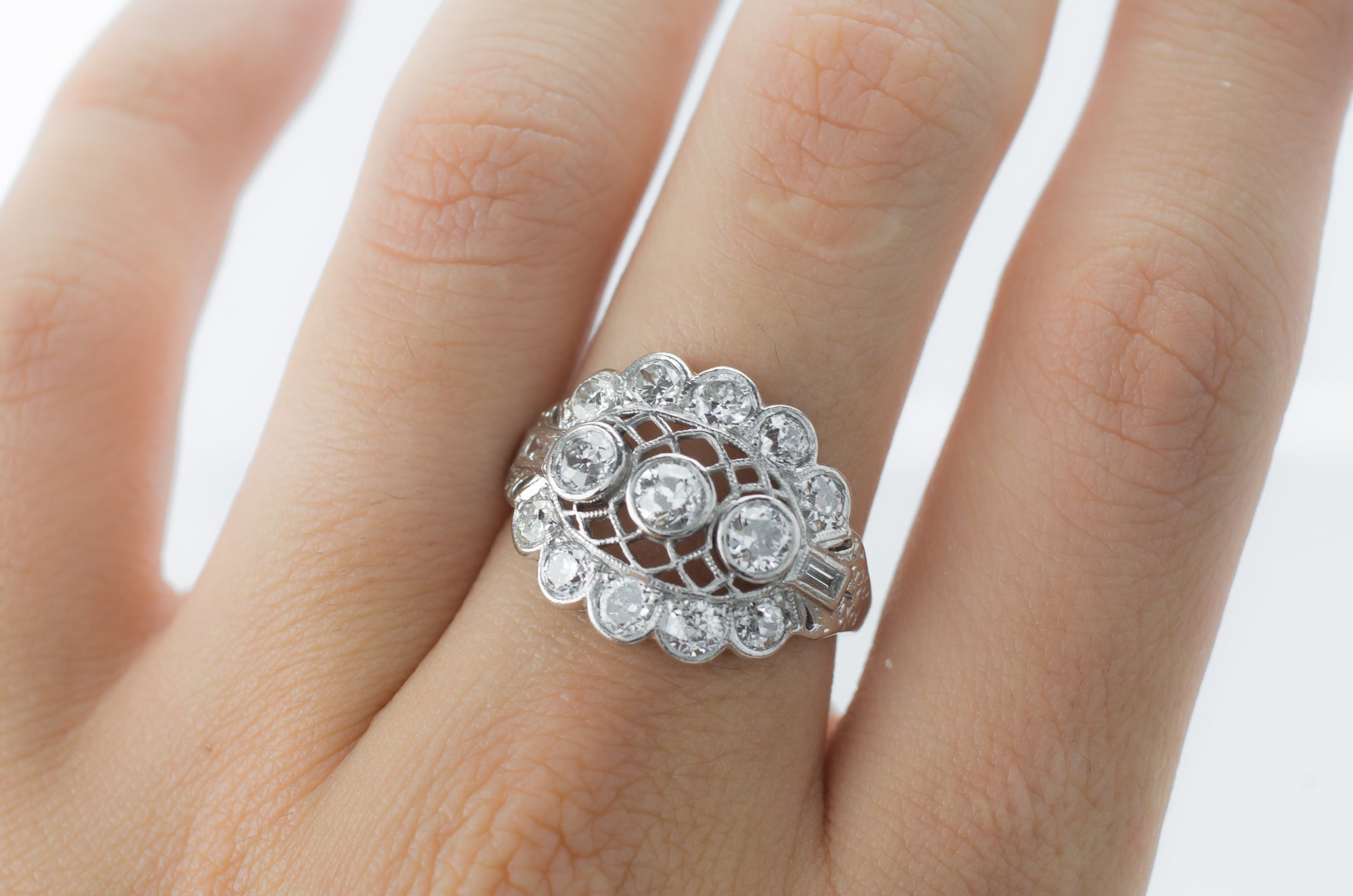 1.8CTW EDWARDIAN PLATINUM AND DIAMOND RING - SinCityFinds Jewelry