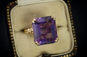 VINTAGE AMETHYST RING IN 14K GOLD - SinCityFinds Jewelry