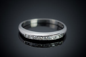 VINTAGE SINGLE CUT DIAMOND PLATINUM BAND - SinCityFinds Jewelry