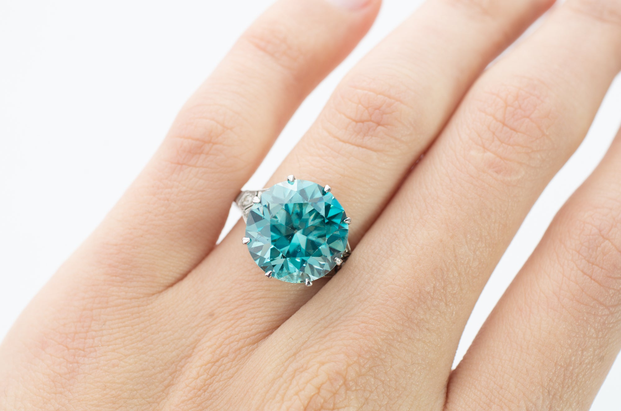 11CT BLUE ZIRCON SOLITAIRE WITH ACCENTS - SinCityFinds Jewelry