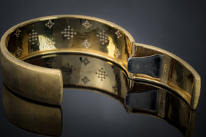 HEAVY VINTAGE 18K GOLD AND DIAMOND BANGLE - SinCityFinds Jewelry