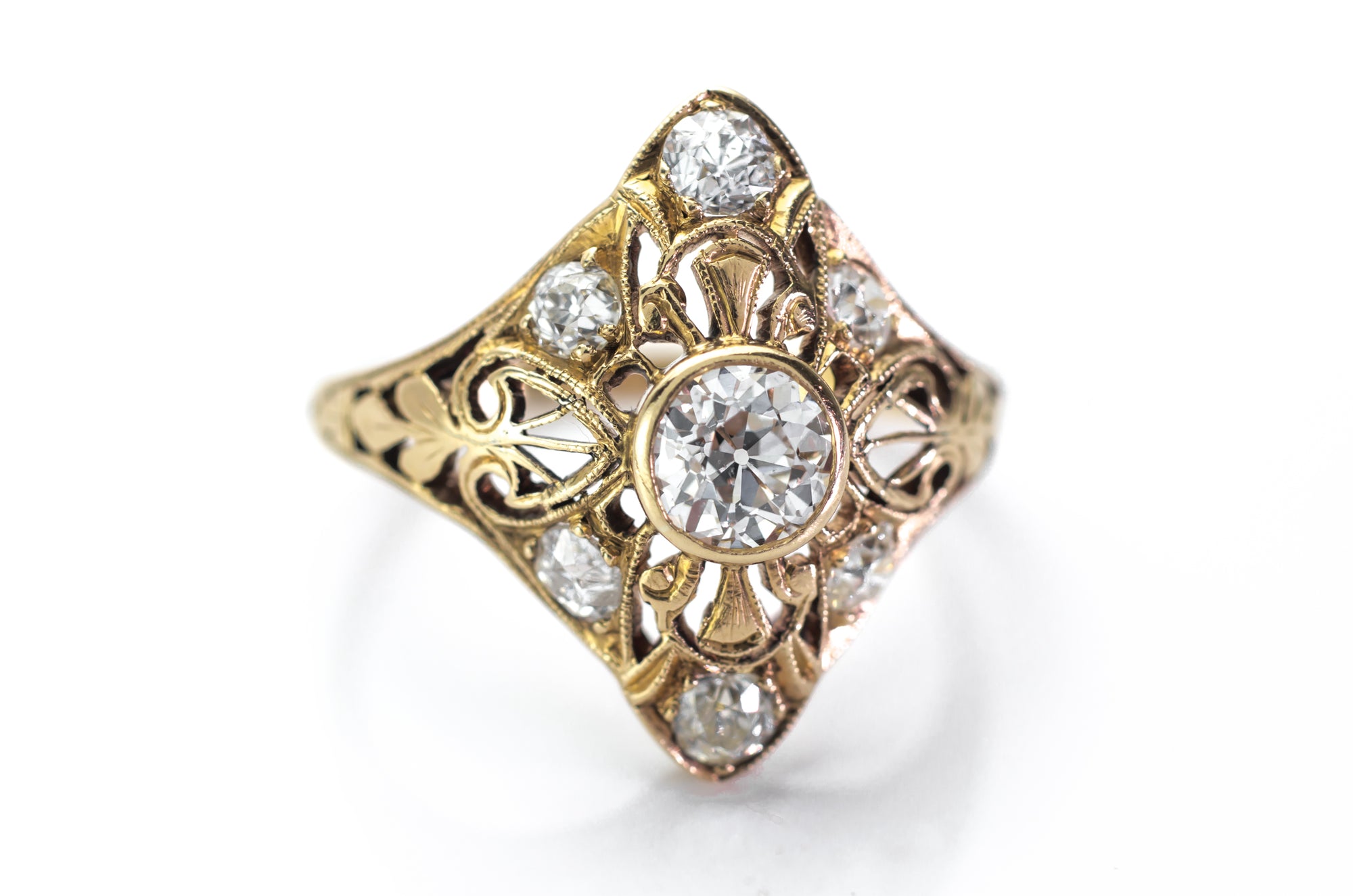 ART DECO YELLOW GOLD FILIGREE DIAMOND RING - SinCityFinds Jewelry