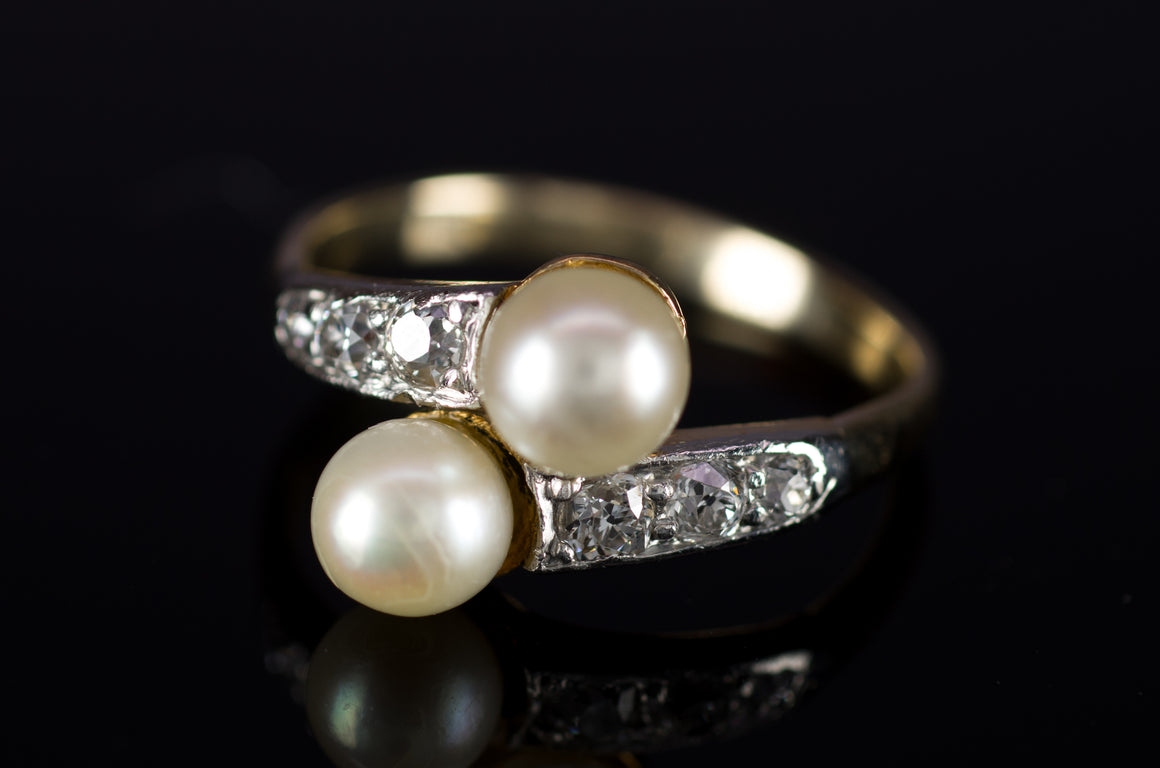 VINTAGE MINE CUT DIAMOND AND PEARL TOI ET MOI RING - SinCityFinds Jewelry