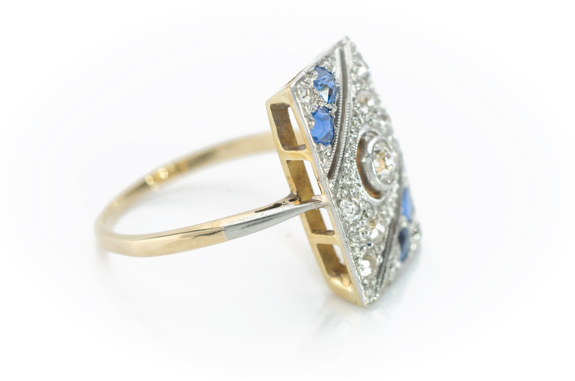 ART DECO DIAMOND AND SAPPHIRE PLAQUE STYLE RING - SinCityFinds Jewelry