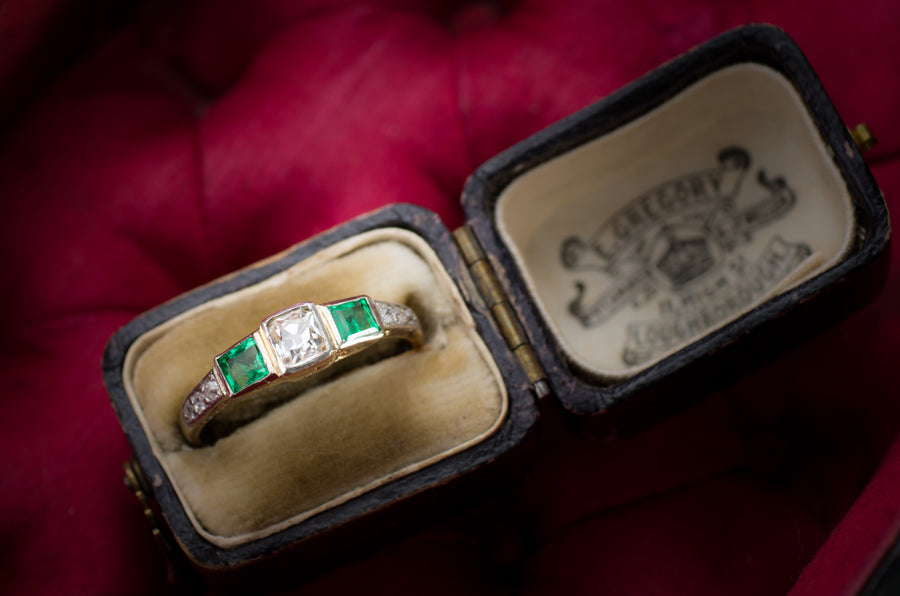 OLD MINE CUT DIAMOND AND EMERALD THREE STONE BAND - SinCityFinds Jewelry