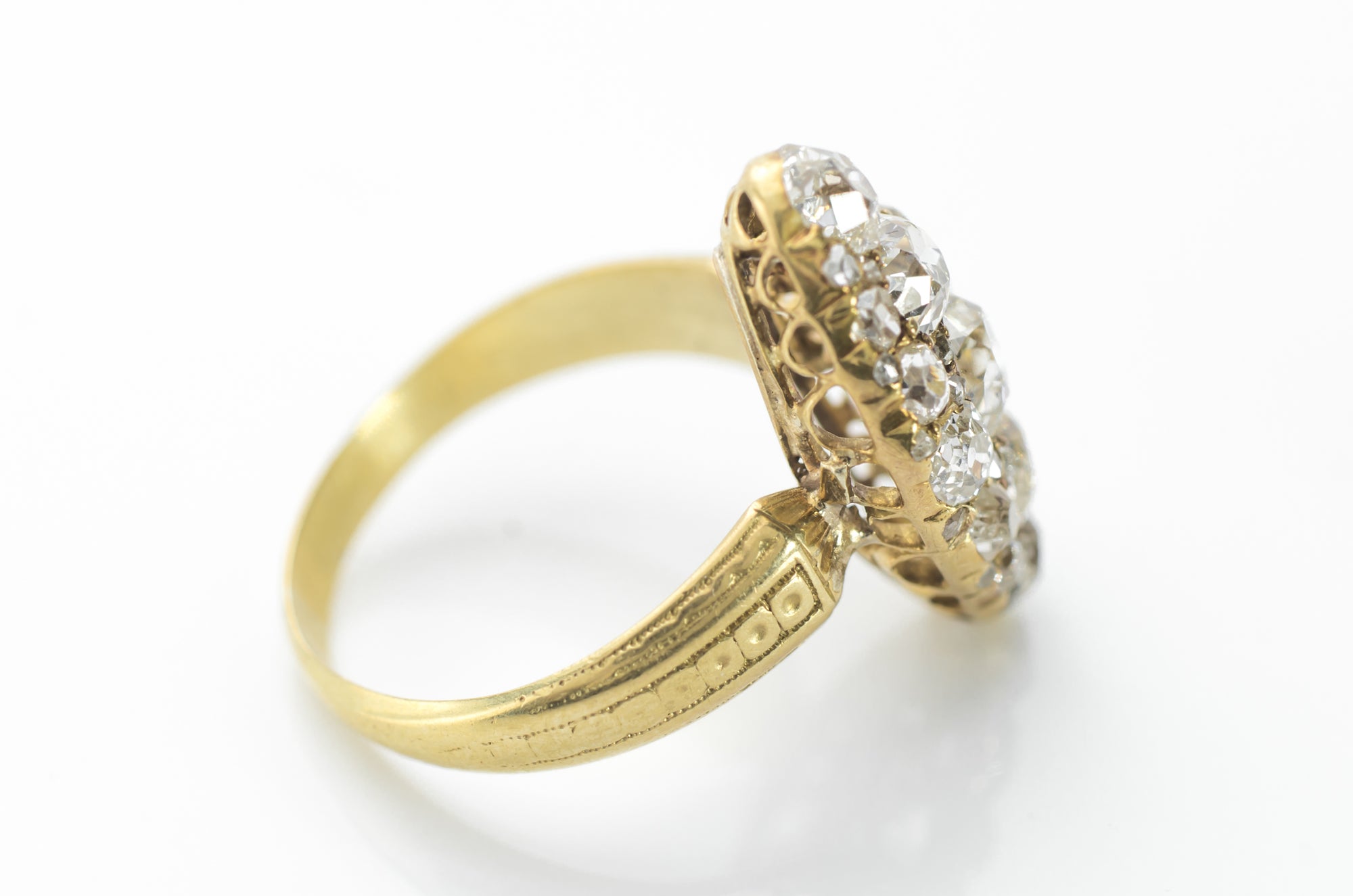 2.5CTW MINE CUT DIAMOND NAVETTE - SinCityFinds Jewelry