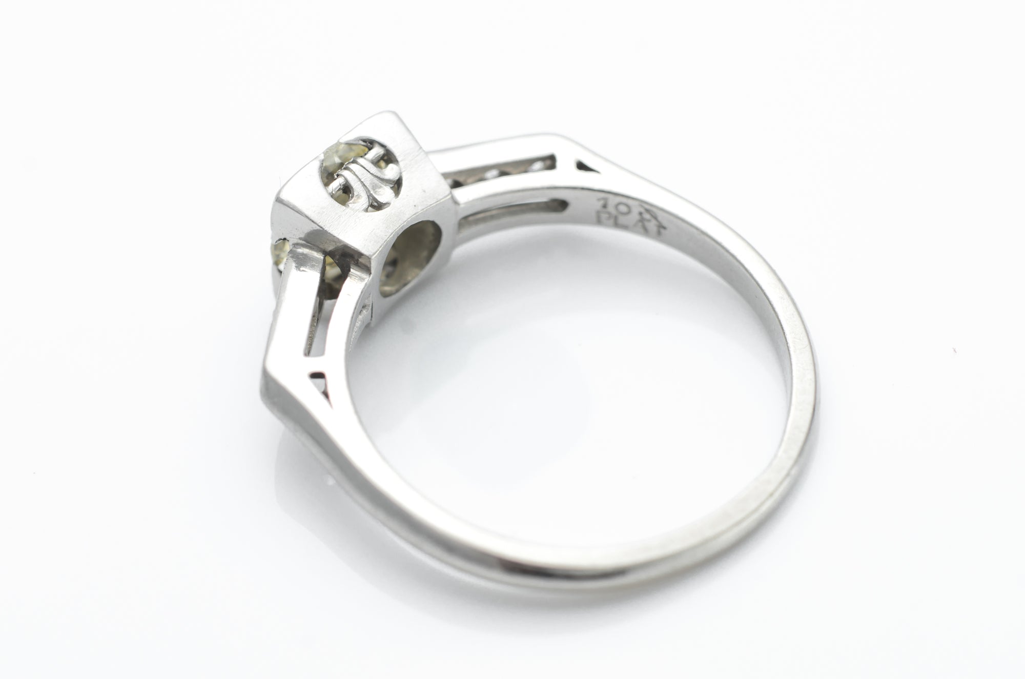 1.30CTW PLATINUM OLD EUROPEAN CUT DIAMOND RING - SinCityFinds Jewelry
