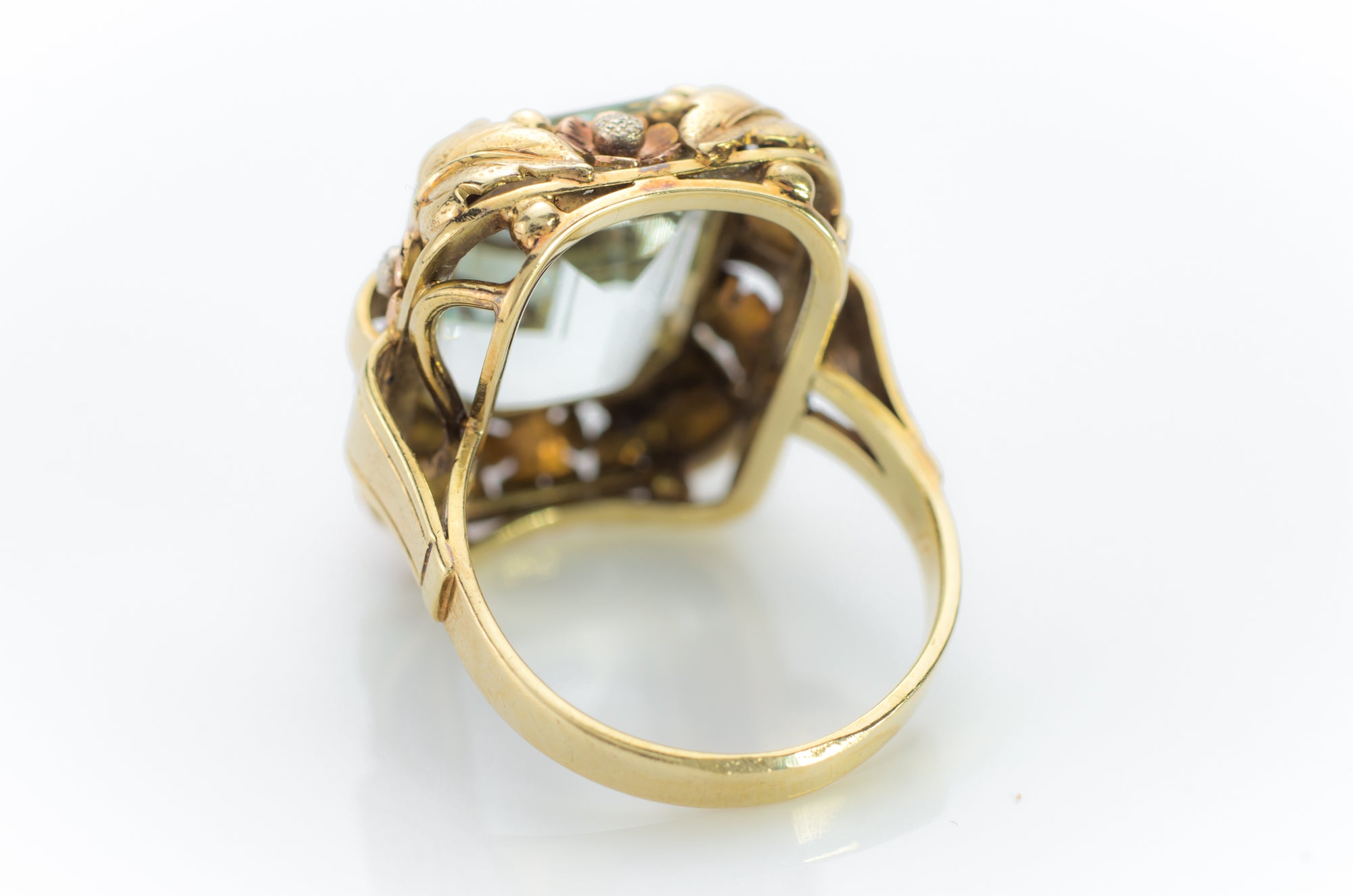 AQUAMARINE RING IN TRI COLOR GOLD SETTING - SinCityFinds Jewelry